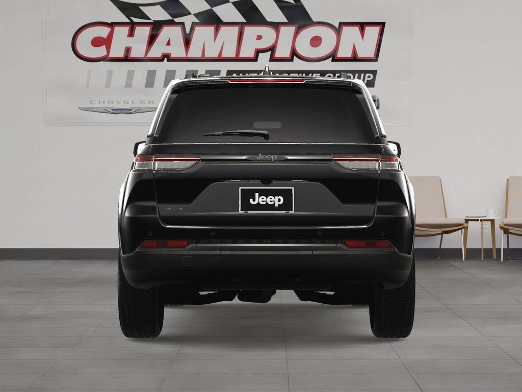 new 2025 Jeep Grand Cherokee car, priced at $43,482