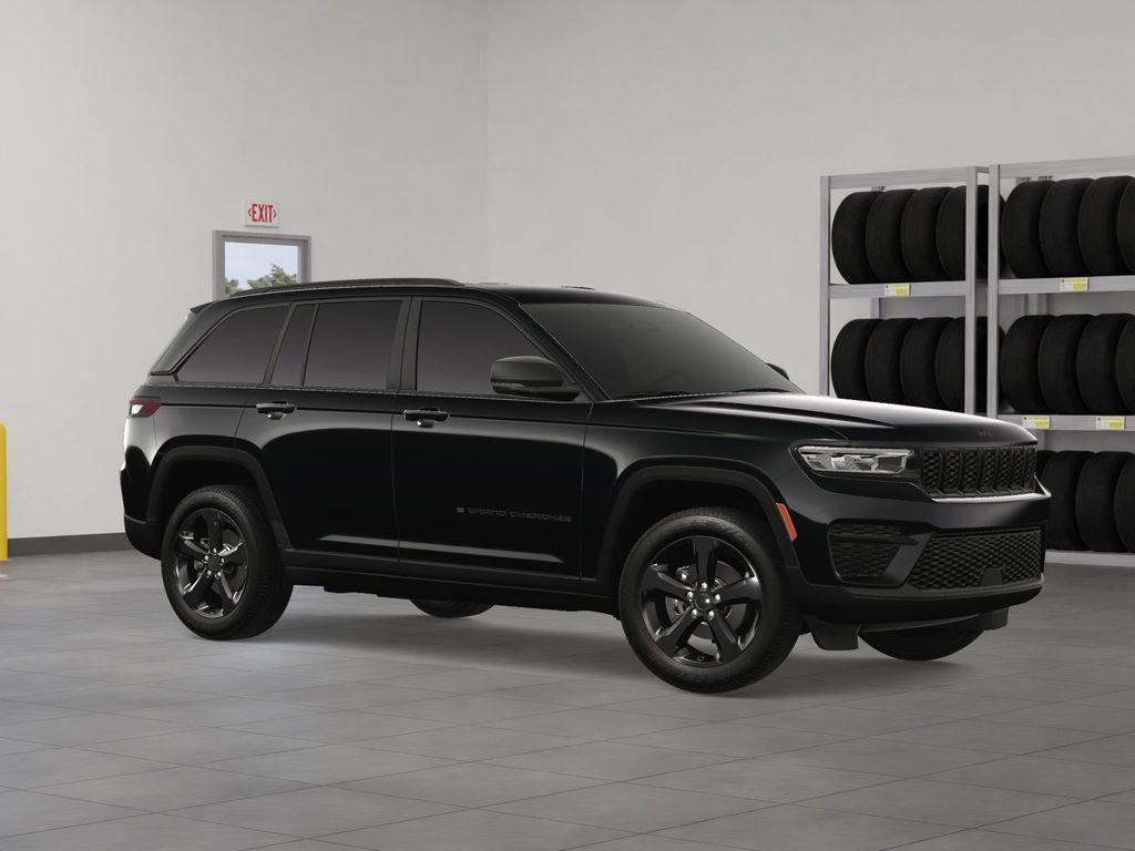 new 2025 Jeep Grand Cherokee car, priced at $43,482