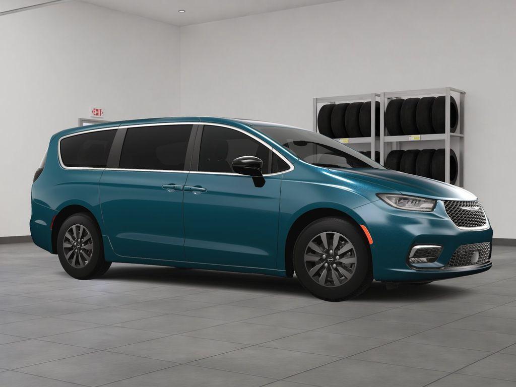 new 2025 Chrysler Pacifica Hybrid car, priced at $43,761