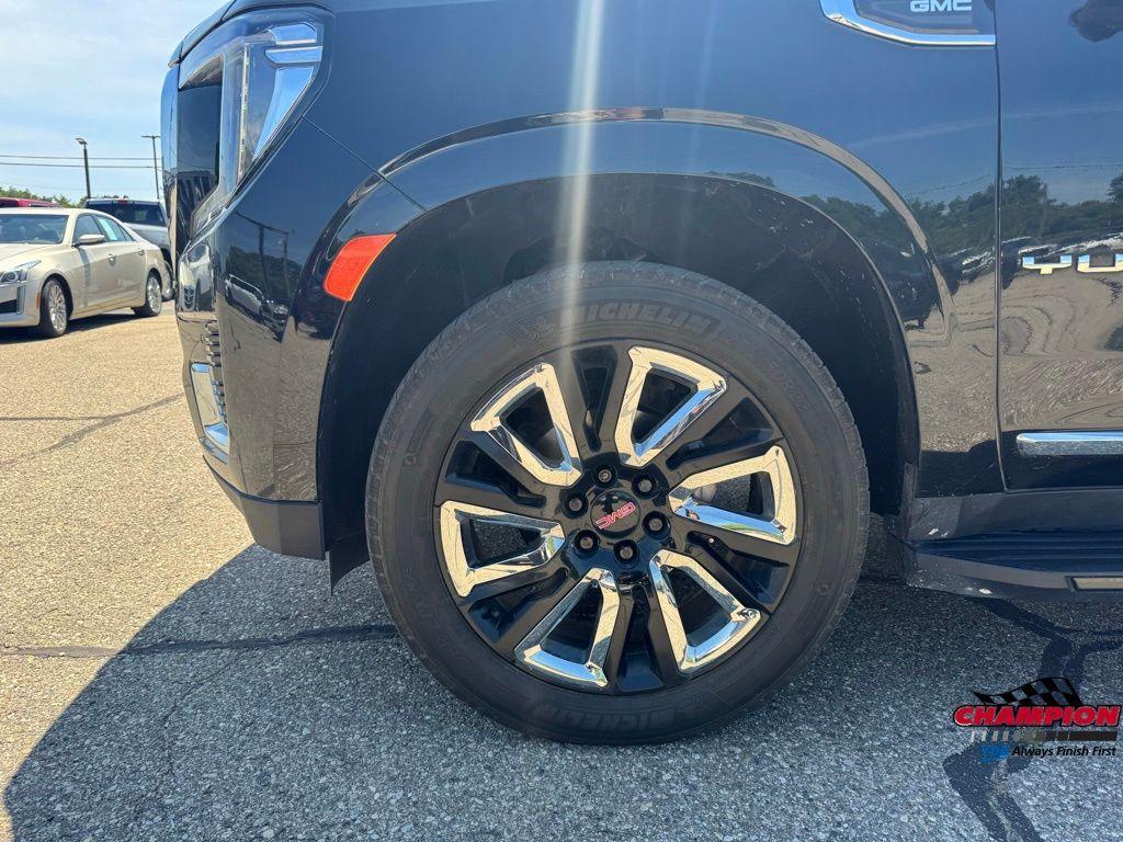 used 2021 GMC Yukon car, priced at $29,500