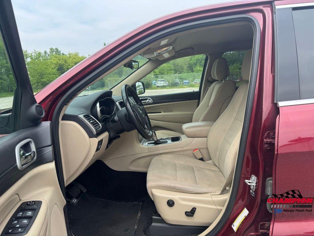 used 2021 Jeep Grand Cherokee car, priced at $22,050