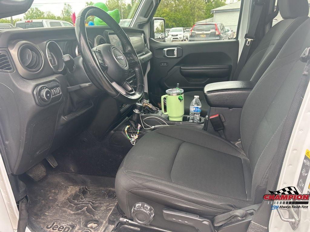 used 2021 Jeep Wrangler Unlimited car, priced at $31,500