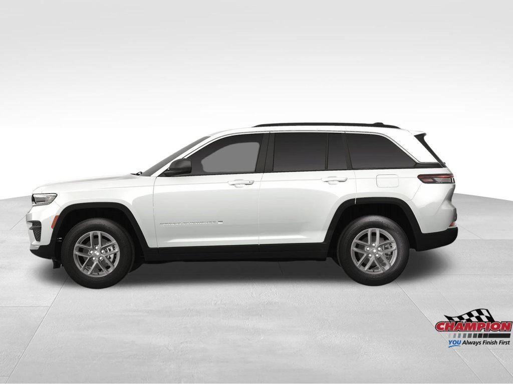 new 2024 Jeep Grand Cherokee car, priced at $36,015