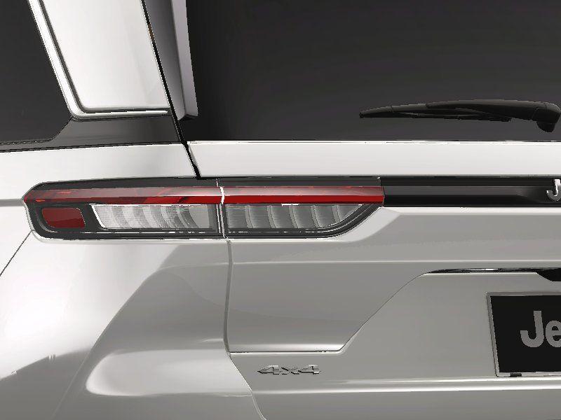 new 2025 Jeep Grand Cherokee car, priced at $43,846