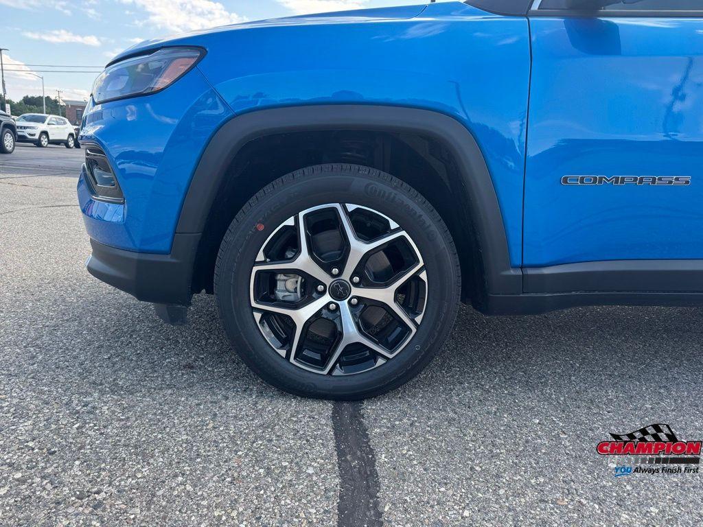 used 2025 Jeep Compass car, priced at $29,400