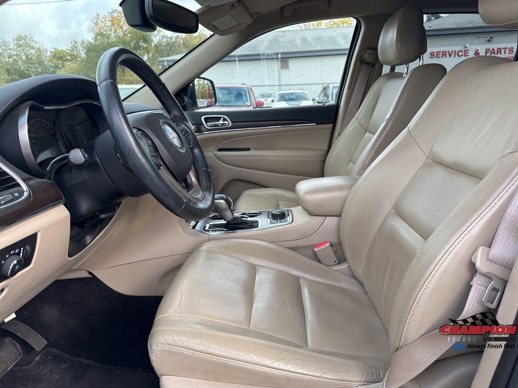 used 2018 Jeep Grand Cherokee car, priced at $18,138