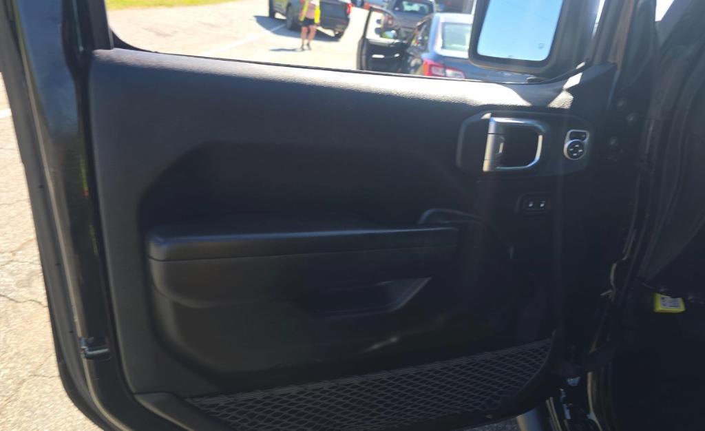 used 2021 Jeep Wrangler Unlimited car, priced at $30,995