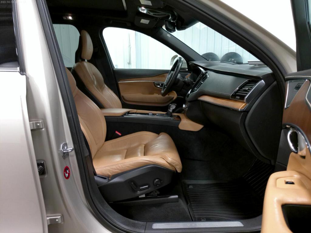 used 2017 Volvo XC90 car, priced at $25,495