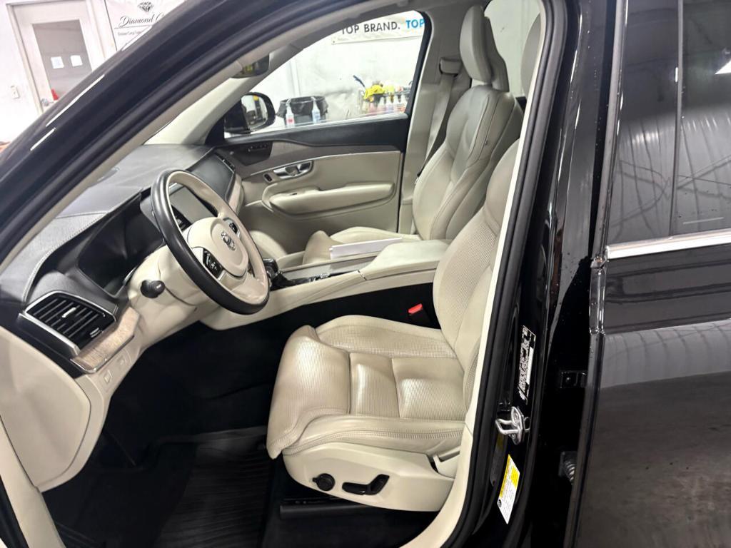 used 2021 Volvo XC90 car, priced at $36,995