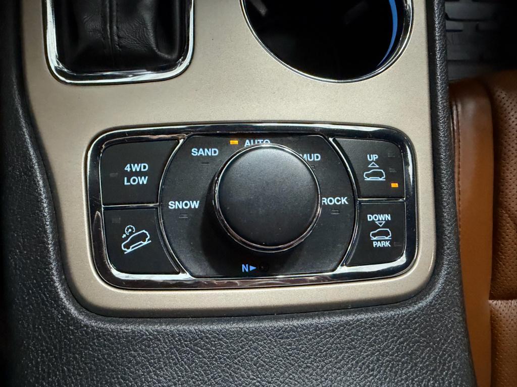 used 2017 Jeep Grand Cherokee car, priced at $25,895