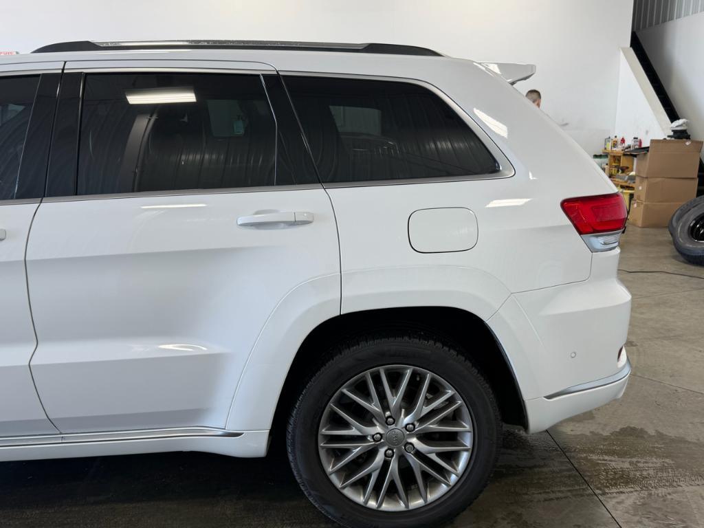 used 2017 Jeep Grand Cherokee car, priced at $25,895