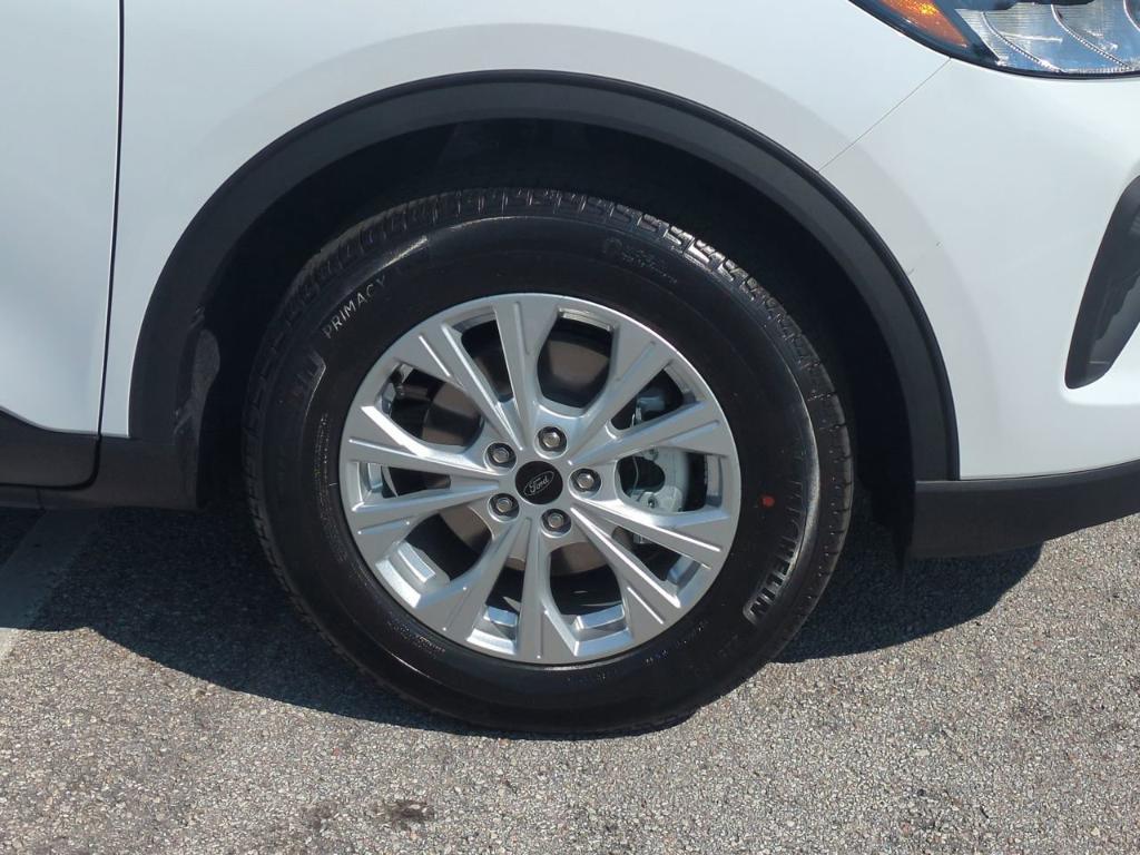 new 2025 Ford Escape car, priced at $30,990