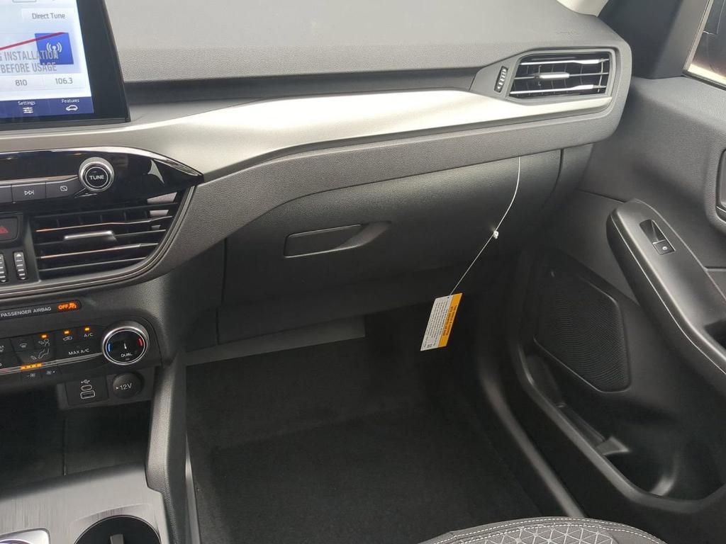 new 2025 Ford Escape car, priced at $29,660