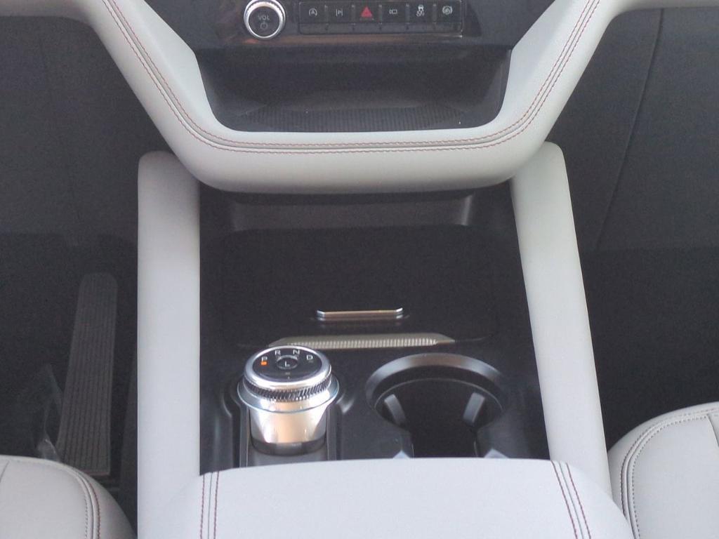 new 2025 Ford Explorer car, priced at $46,120