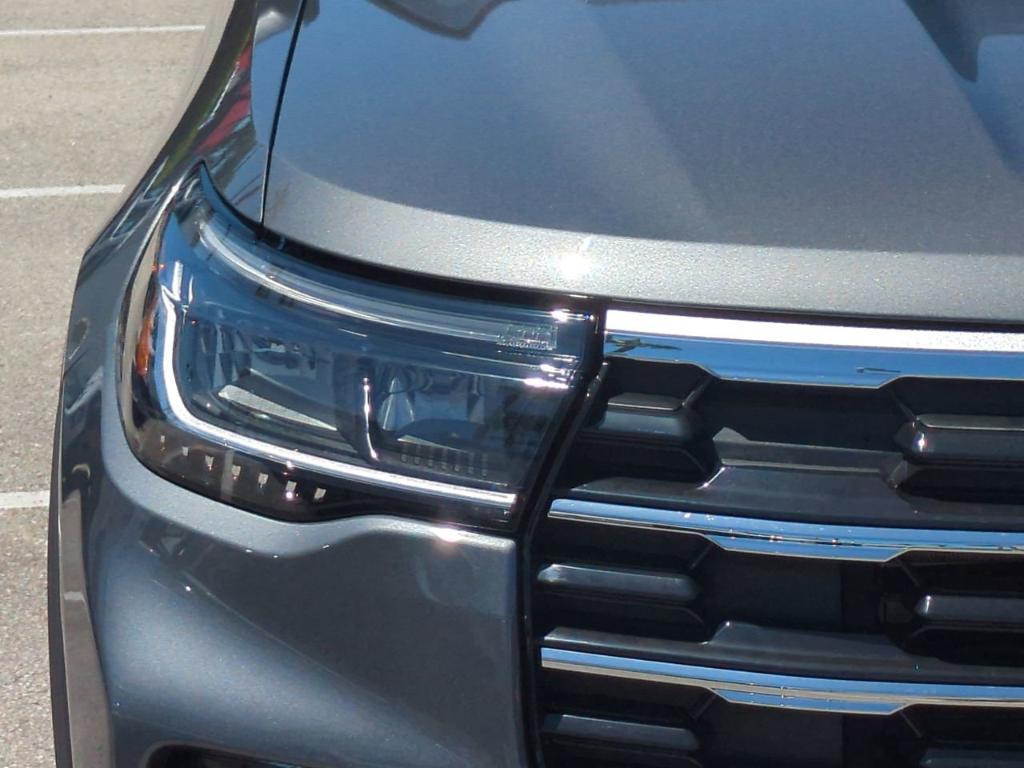 new 2025 Ford Explorer car, priced at $46,120