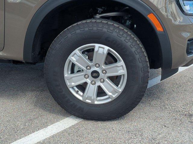 new 2025 Ford Ranger car, priced at $33,860