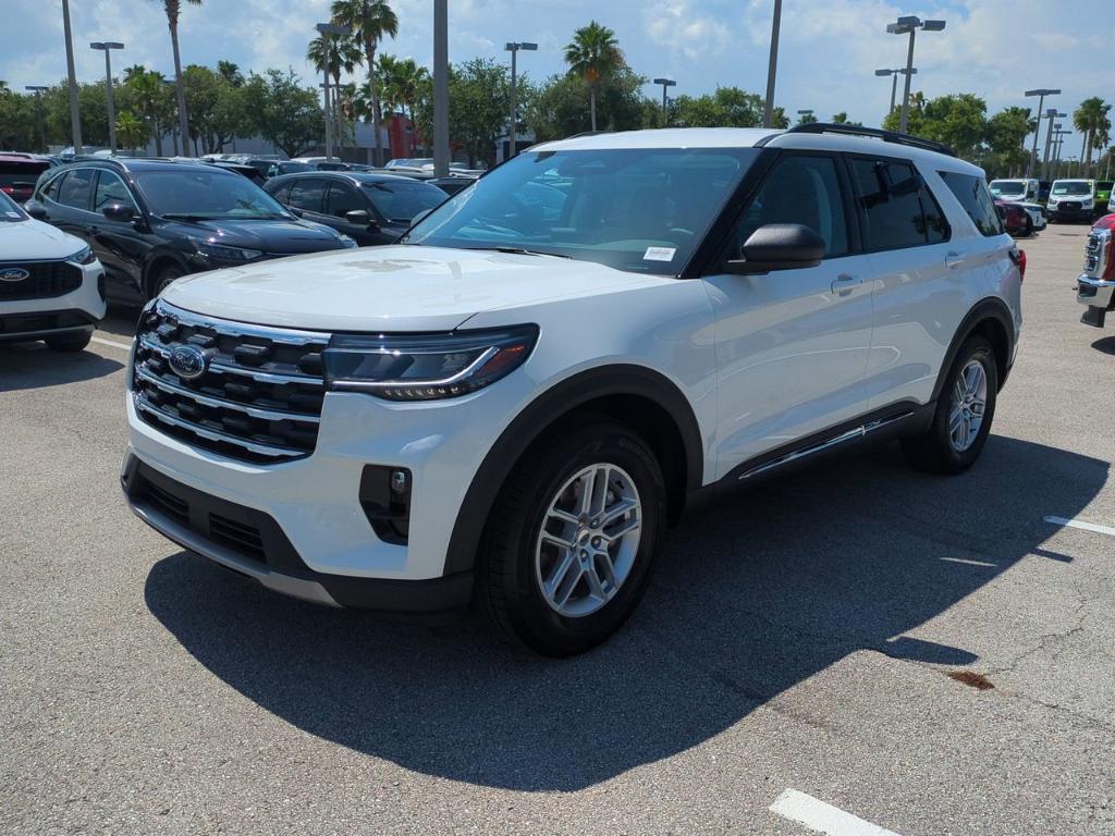 new 2025 Ford Explorer car, priced at $45,605