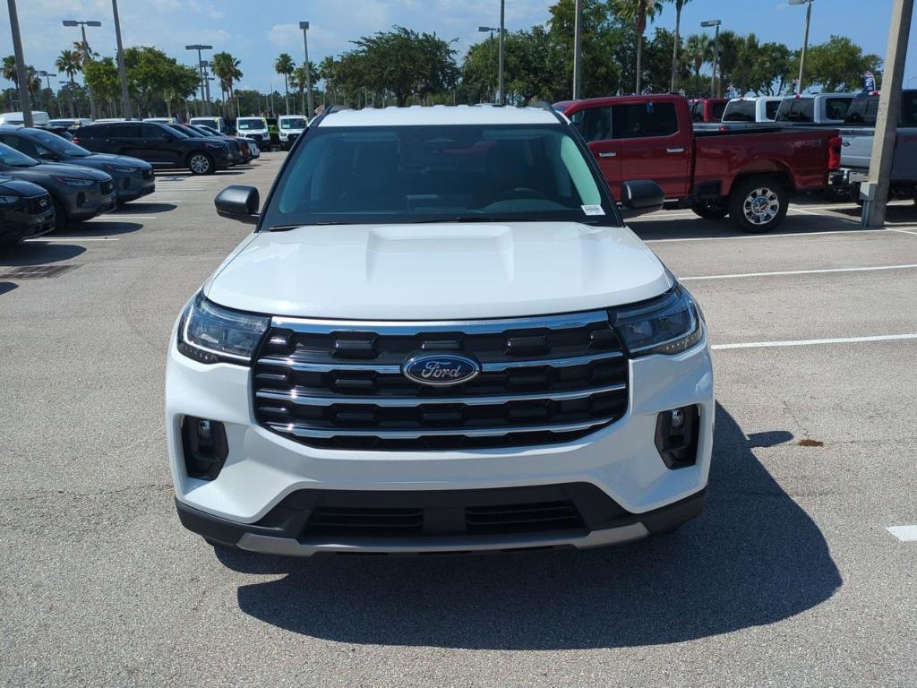 new 2025 Ford Explorer car, priced at $45,605