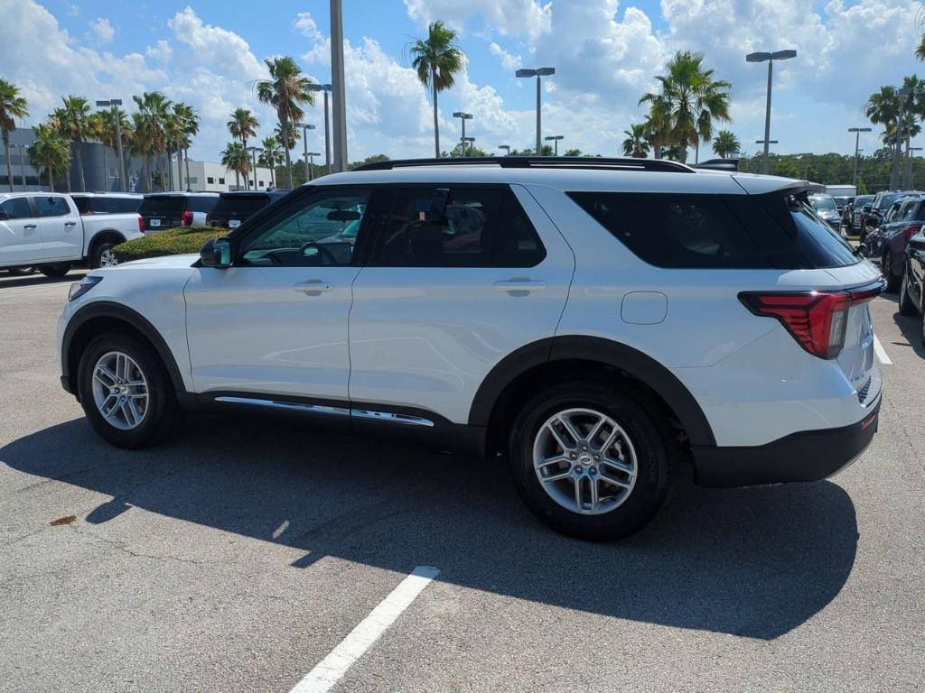 new 2025 Ford Explorer car, priced at $45,605
