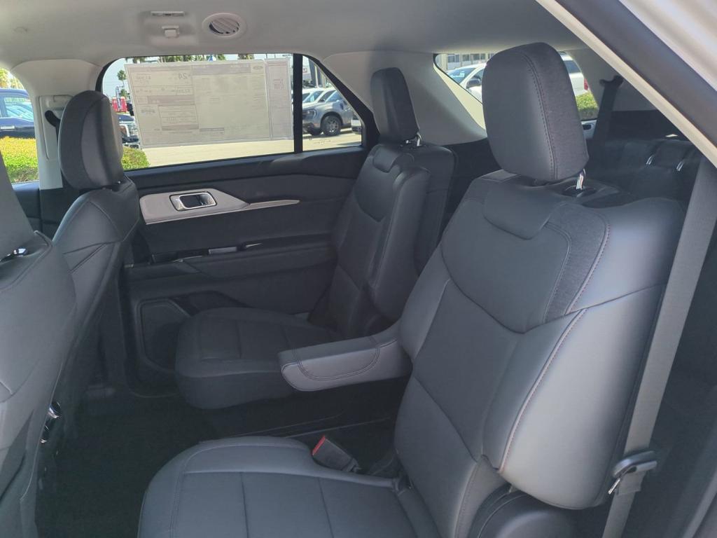 new 2025 Ford Explorer car, priced at $45,605