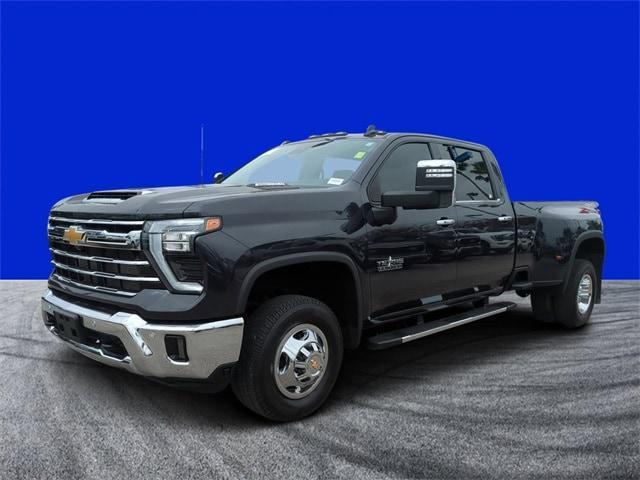 used 2024 Chevrolet Silverado 3500 car, priced at $71,990