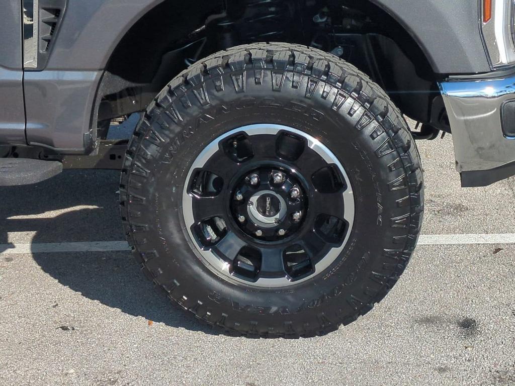 new 2025 Ford F-250 car, priced at $84,560