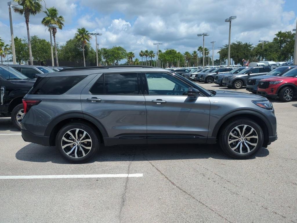 new 2025 Ford Explorer car, priced at $47,045
