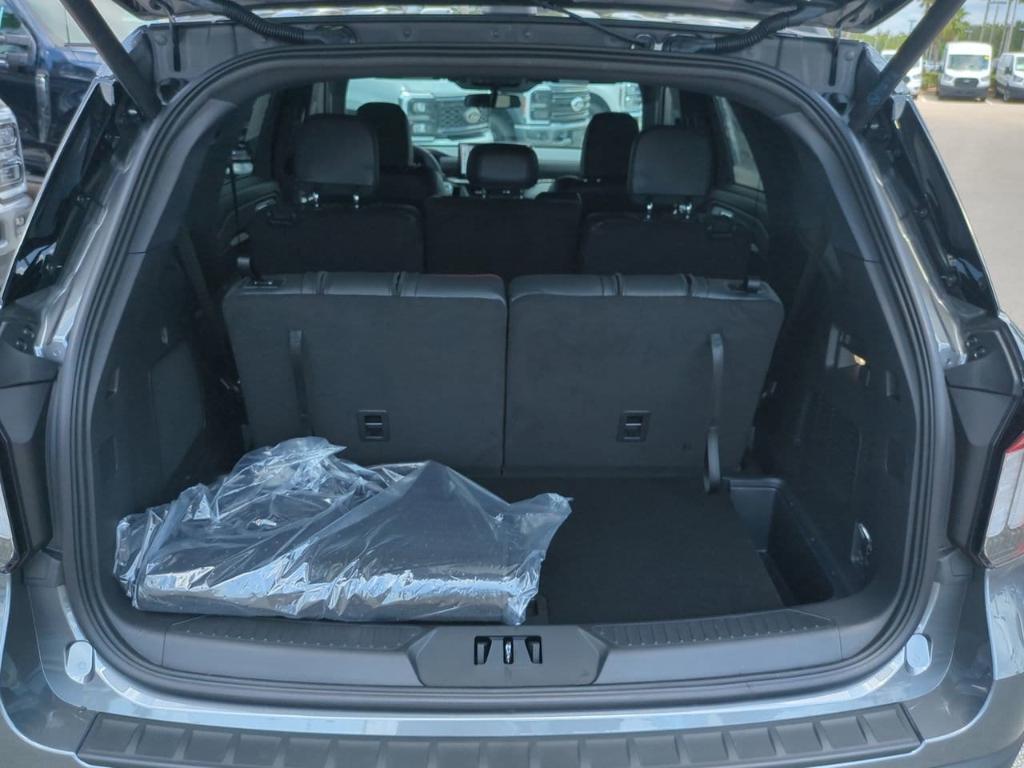 new 2025 Ford Explorer car, priced at $47,045
