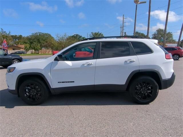 used 2023 Jeep Cherokee car, priced at $23,992