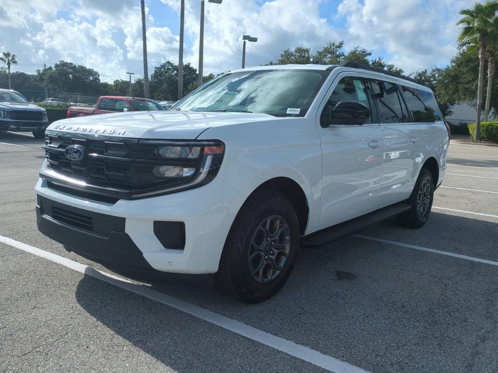 new 2025 Ford Expedition Max car, priced at $69,954