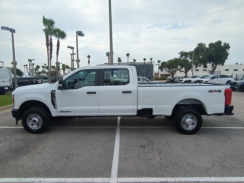 new 2025 Ford F-350 car, priced at $65,695
