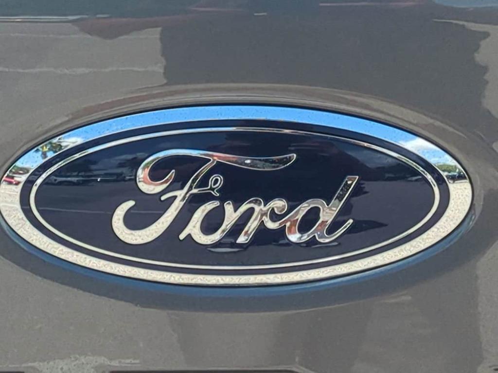 new 2025 Ford F-250 car, priced at $77,760