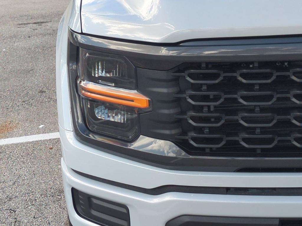 new 2025 Ford F-150 car, priced at $51,299