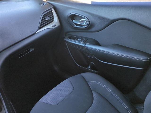 used 2015 Jeep Cherokee car, priced at $9,461