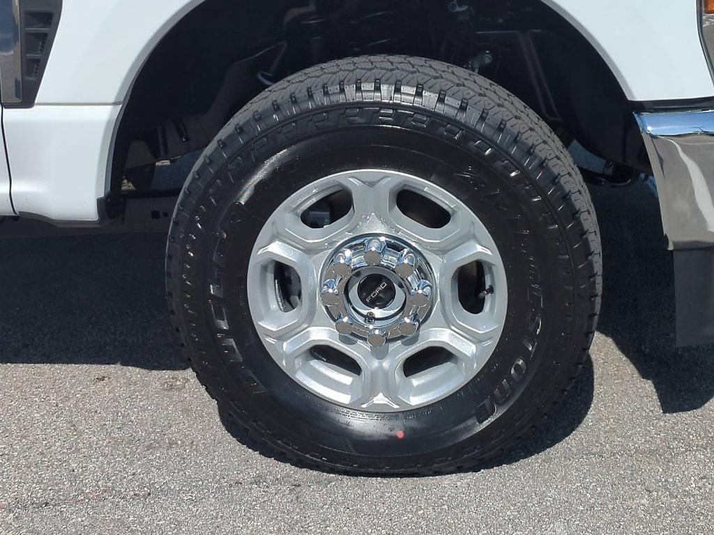 new 2025 Ford F-250 car, priced at $70,065