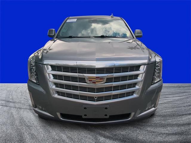 used 2020 Cadillac Escalade car, priced at $45,991