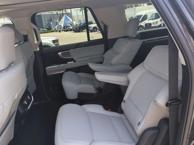 new 2025 Ford Expedition Max car, priced at $85,344