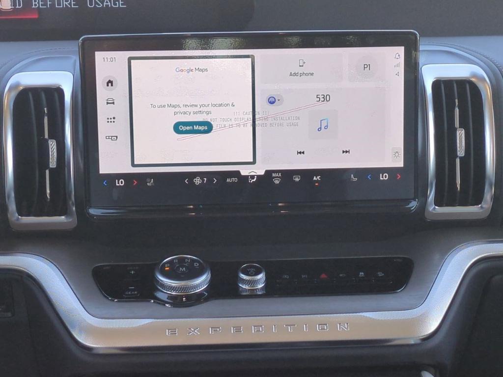 new 2025 Ford Expedition car, priced at $82,214