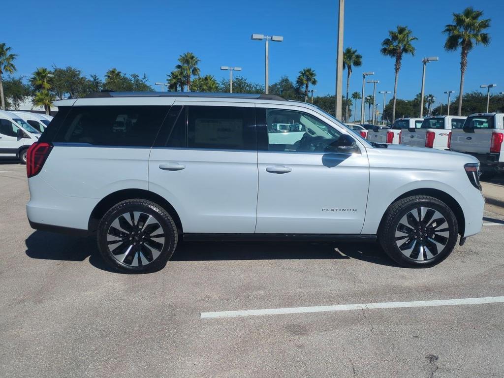 new 2025 Ford Expedition car, priced at $82,214