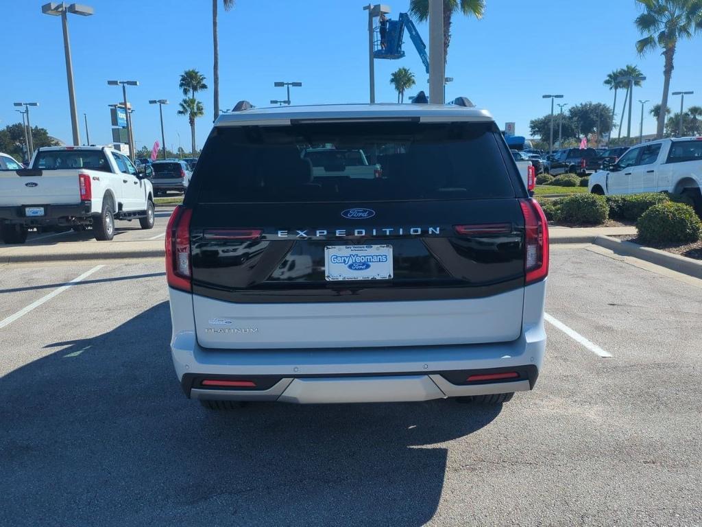 new 2025 Ford Expedition car, priced at $82,214