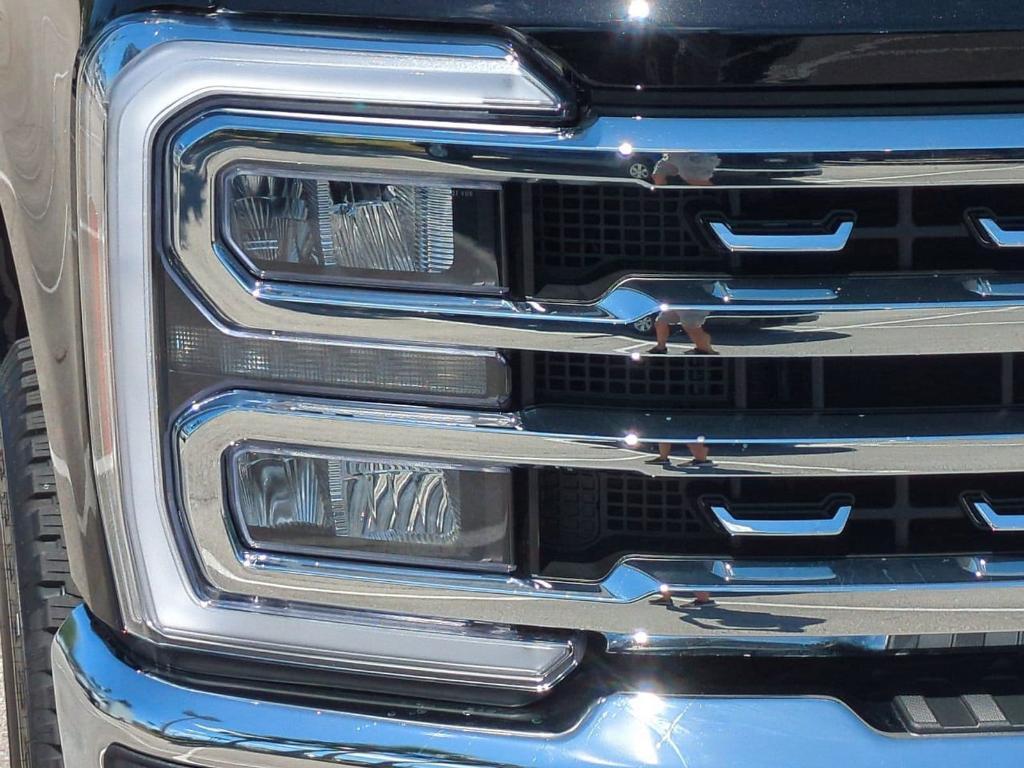 new 2025 Ford F-250 car, priced at $87,335