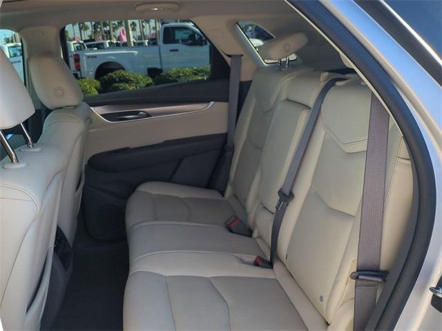 used 2017 Cadillac XT5 car, priced at $19,440