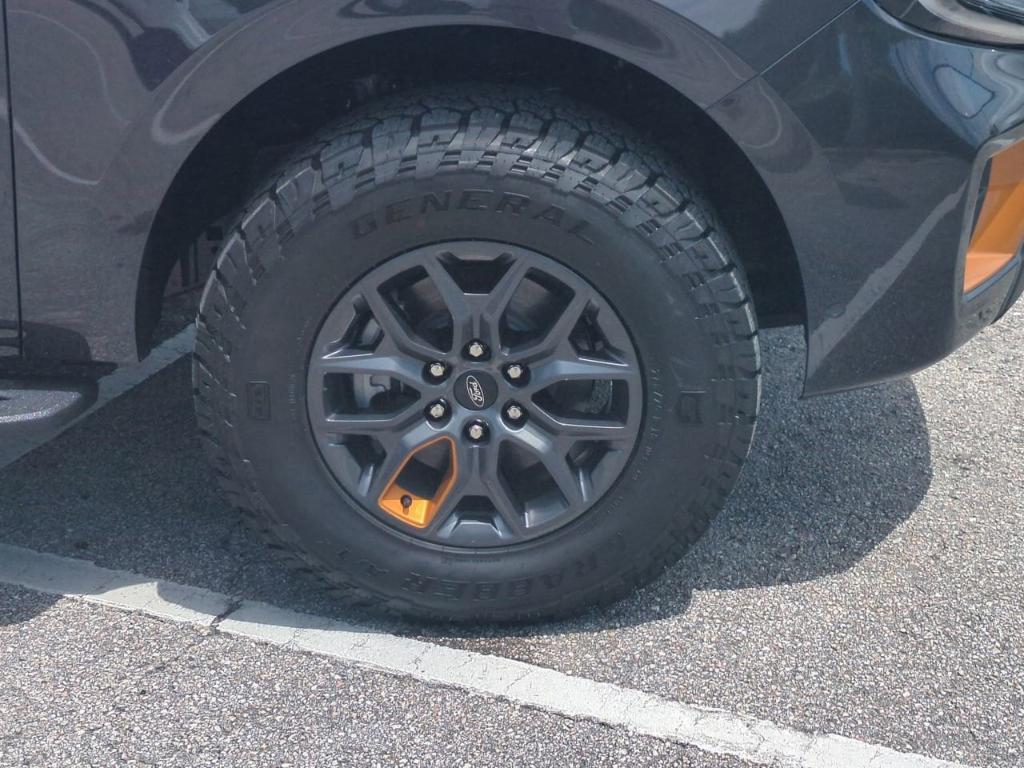 new 2025 Ford Expedition car, priced at $83,520