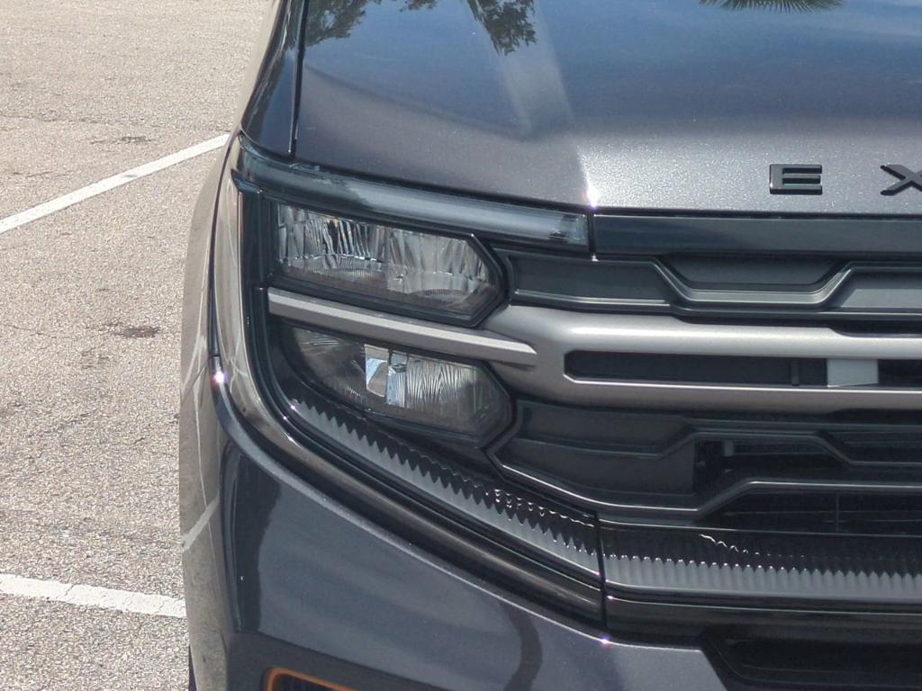 new 2025 Ford Expedition car, priced at $83,520