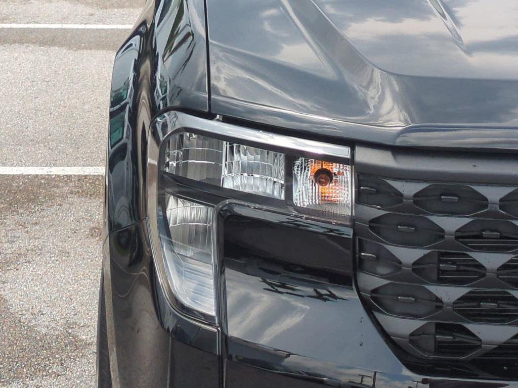 new 2025 Ford Maverick car, priced at $30,860