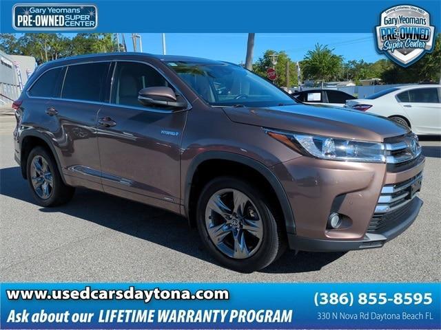 used 2018 Toyota Highlander Hybrid car, priced at $25,990