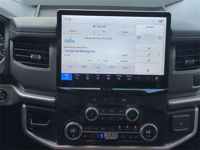 used 2024 Ford Expedition car, priced at $48,655