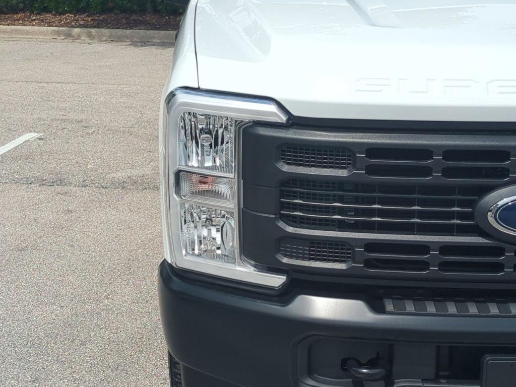new 2025 Ford F-350 car, priced at $65,695