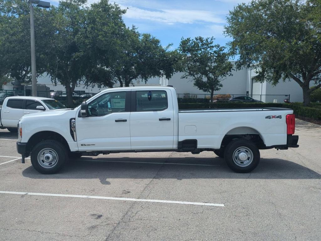 new 2025 Ford F-350 car, priced at $65,695