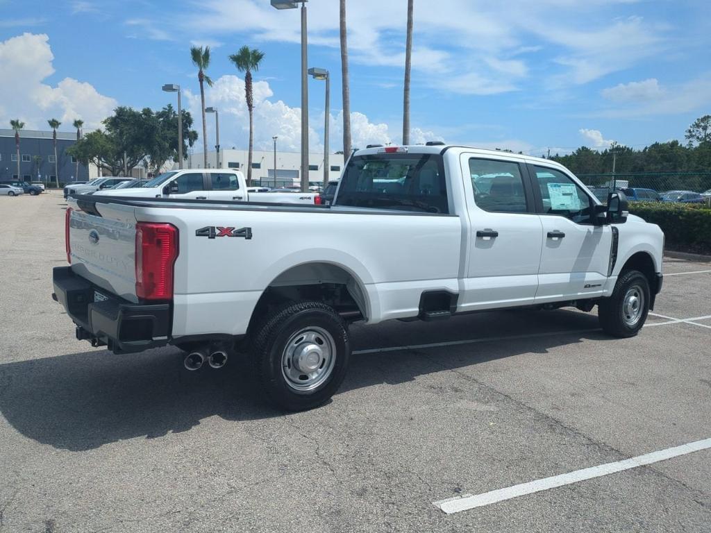new 2025 Ford F-350 car, priced at $65,695